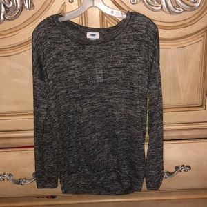 Gray long sleeve top